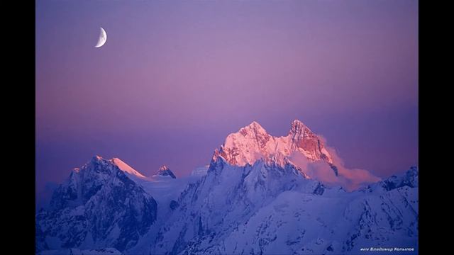 Beethoven. Moonlight Sonata .(Бетховен. Лунная соната) смотреть онлайн