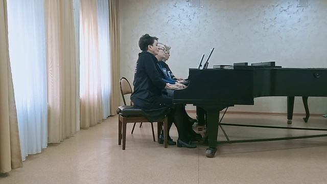 БДШИ 4, Ф.Шуберт "7 Немецких танцев" педагогический ансамбль смотреть онлайн