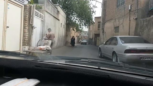 Иран 2017. 04 мая. На такси по улочкам Шираза смотреть онлайн