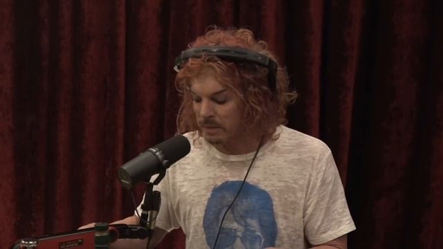 Carrot Top on Getting Jacked, Meeting Gene Simmons смотреть онлайн