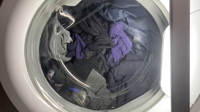Hotpoint WMFUG863 - Cottons Standard 40°C - Start Of 1st Rinse