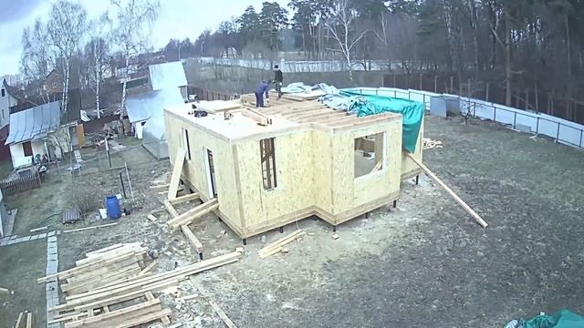 Строим СИП дом под чистовую отделку с нуля под кровлю за 15 минут смотреть онлайн