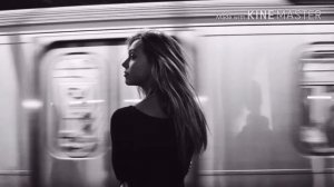Города города между небом и землей ...Очень красивая песня Города. Лена Ильичёва?