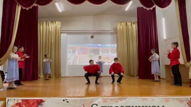 Русский танец. Ансамбль "Вдохновение". смотреть онлайн