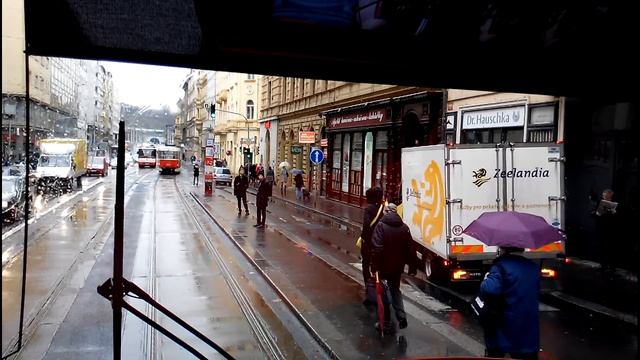 Prague tram line 24/14 (part Kubanske namesti - Andel) смотреть онлайн