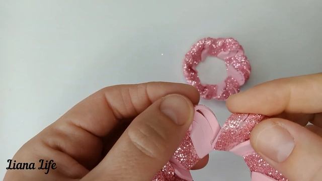 Очень ПРОСТО! Заколка/резинка из фоамирана СВОИМИ РУКАМИ смотреть онлайн