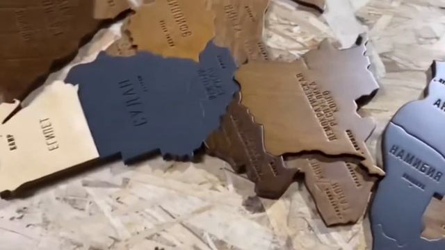 Карта мира 2500х1600мм! Детальный показ . Итальянская прозрачная отделка #woodworking смотреть онлайн