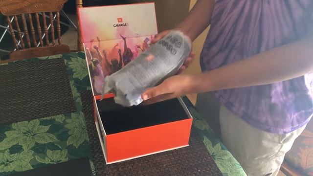 Unboxing JBL Charge 3 - Blue смотреть онлайн