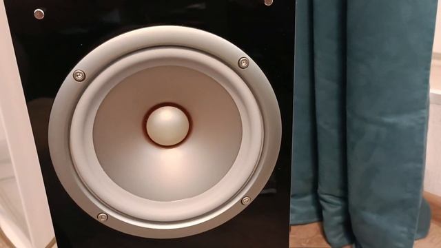 Yamaha 555 смотреть онлайн