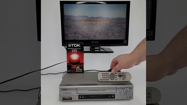 Showcasing The Sanyo VHS Player Recorder VWM-900 4-Head Hi-Fi VCR Working! For Sale on eBay! смотреть онлайн