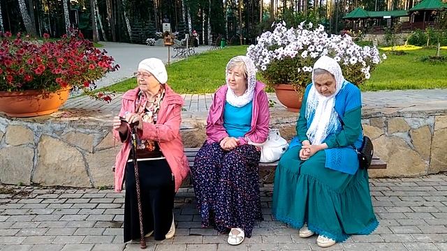 Впечатления паломников от поездки на Ганину Яму 15-16 августа 2017г. смотреть онлайн