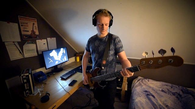 Green Day - Stuck With Me :: Bass Cover смотреть онлайн