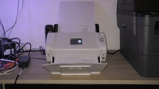 Scanner Brother ADS 2700W смотреть онлайн