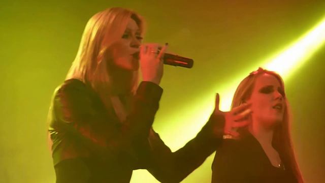 ReVamp (with Floor Jansen Of Nightwish) Ft. Simone Simons Of Epica - Sweet Curse (Live + Lyrics)