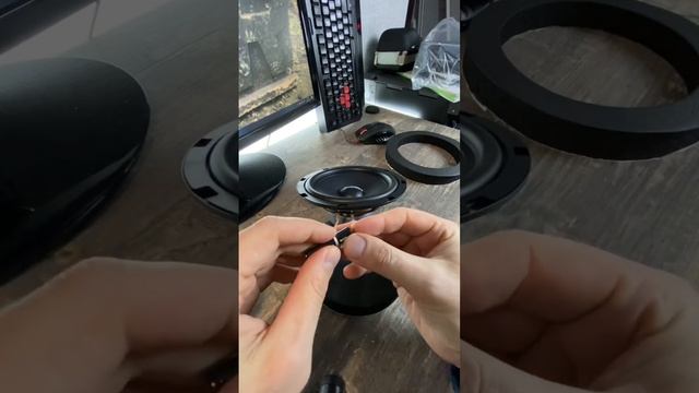 ?Как проверить полярность подключения динамиков смотреть онлайн