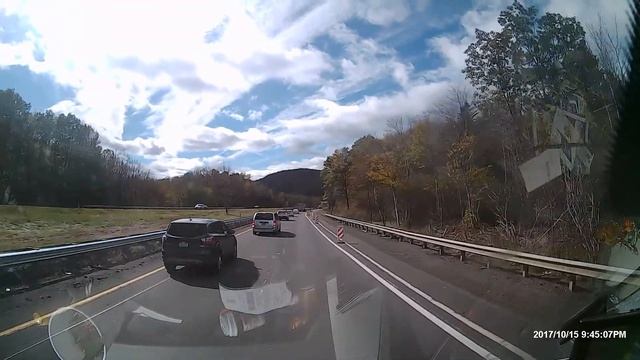 Видеокамера с панели автомашины демонстрирует Америку. 20171015_0083 смотреть онлайн