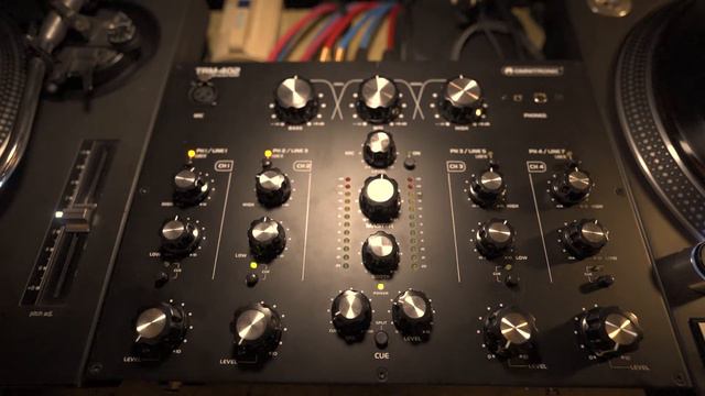 DJミキサーはレコード初心者にもおすすめ！ смотреть онлайн