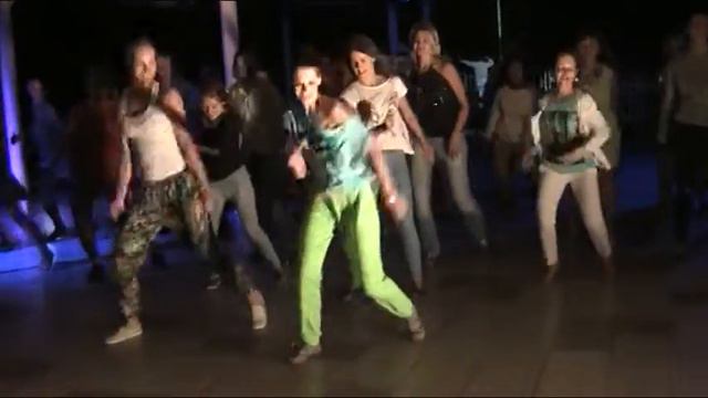 Анимация от Ксении. Реггетон смотреть онлайн