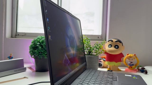 Lenovo LOQ 16IRH8: Unboxing en español ¡La nueva laptop gamer! смотреть онлайн