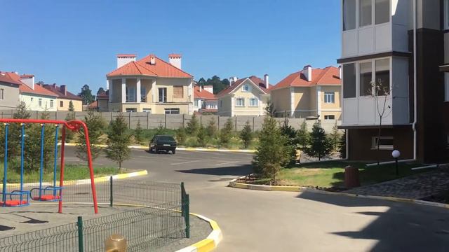 Как выглядит придомовая территория при сдаче дома в ЖК "Grand Villas" смотреть онлайн