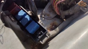 SUZUKI Grand Vitara II [2005-2007] Diagnostic port OBD2, battery, fuses box location. Where?