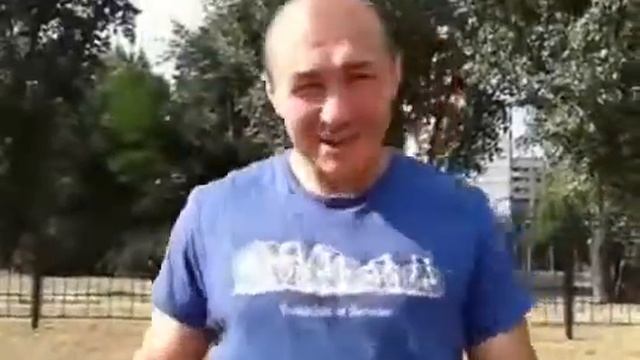 Тренировка на улице Воркаут упражнения для начинающих смотреть онлайн