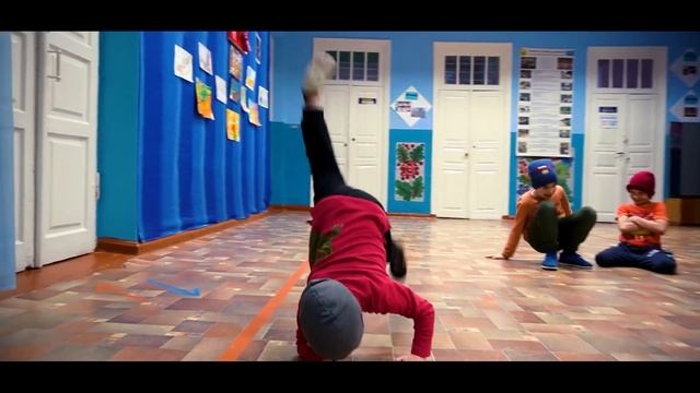 BREAK DANCE BATTLE 2021| FREESTYLE STEPS смотреть онлайн