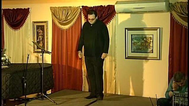 Погоди я зажгу на минуточку в комнате свет смотреть онлайн