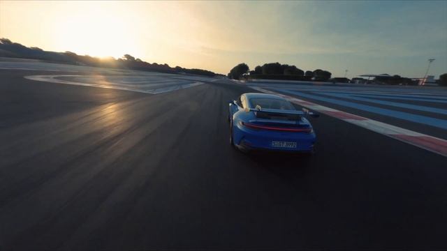 The new Porsche 911 GT3 - Music to Our Ears смотреть онлайн