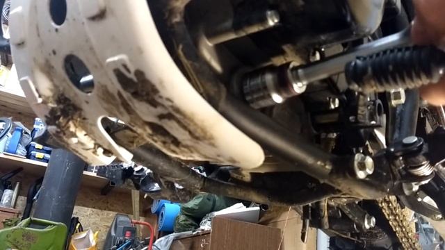 ПЕРВАЯ ЗАМЕНА МАСЛА на мотоцикле REGULMOTO Sport 003 2020 смотреть онлайн