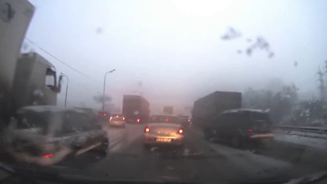 фуры на МКАДе каюк движению 22 12 2011 смотреть онлайн