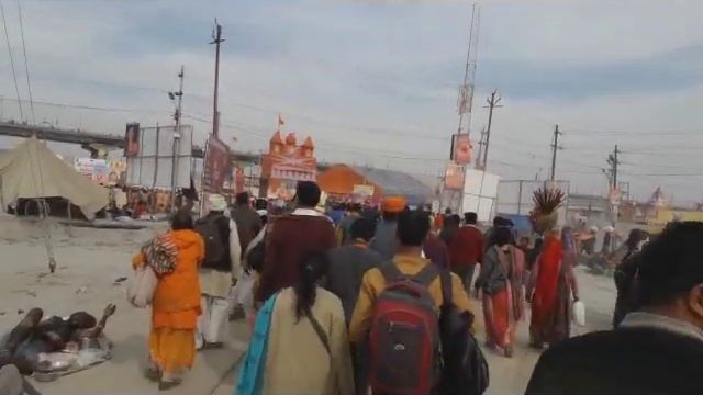 Индия: праздник Кумбха мелы 2019 в аллахабаде глазами русского паломника. смотреть онлайн