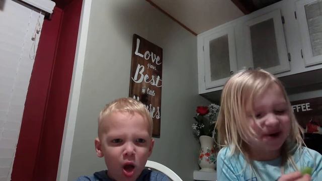 Kids sort of react to toxic waste смотреть онлайн