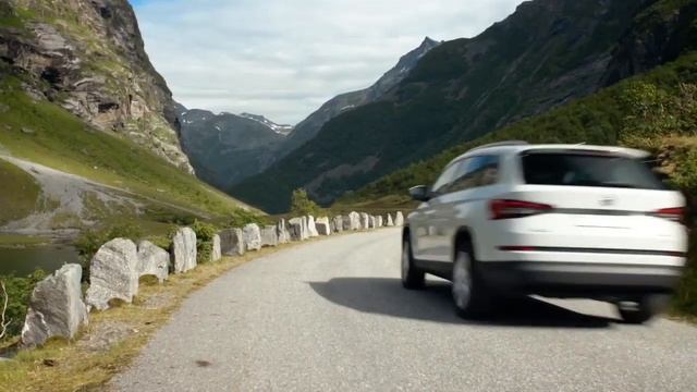 Mazda CX-5 vs Skoda Kodiaq vs Volkswagen Tiguan смотреть онлайн
