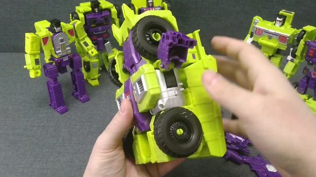 Обзор сборного трансформера Devastator - 6 Constructicons - Hasbro - Takara Tomy. Музей Р-ТФ. смотреть онлайн