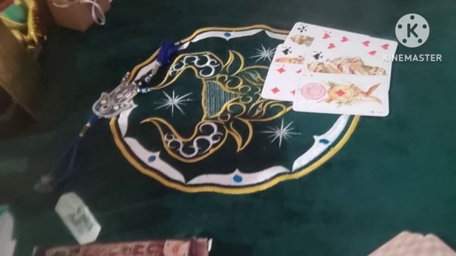 Крестовый король. С минуту на минуту, что у него происходит в жизни?? смотреть онлайн