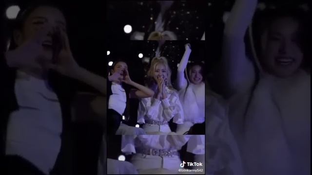 pov- все думали что блэкпинк не будет, а они появились как королевы, и для всех это был шок? смотреть онлайн