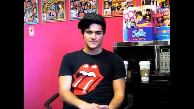 MAX EHRICH is a "Bad Influence" on PARENTHOOD! смотреть онлайн