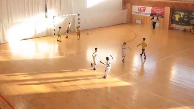 United kids Football - Аманат-1. Счёт 1:2. U-10. Junior league. Обзор. 22.12.2018г. смотреть онлайн