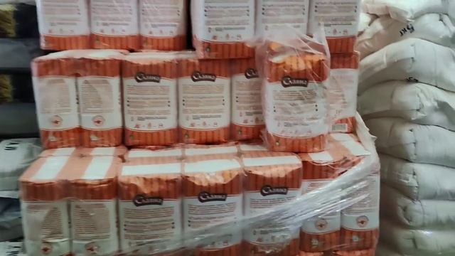 ?В?СВЕТОФОРе?НАШЛА МНОГО одежды, скатерти. Привезли продукты в холодильнике. Мясо, топлёное масло. смотреть онлайн