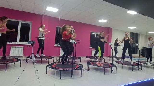 Джампинг ДЕРБЫШКИ. Тренер Альбина. смотреть онлайн
