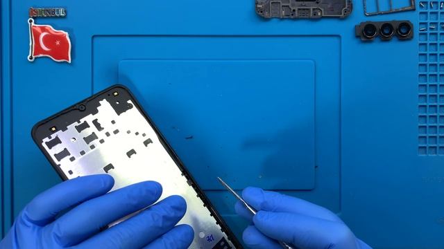 Samsung Galaxy A13 Ekran Değişimi ??