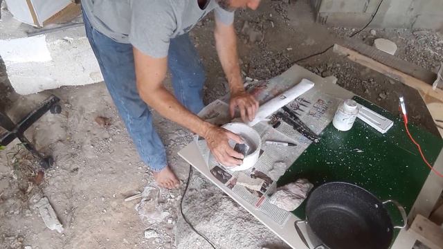 Casting a 7 string aluminium guitar.Part 2 shaping neck смотреть онлайн