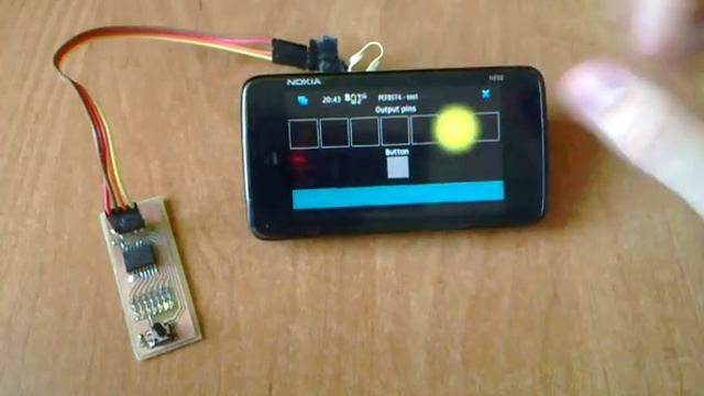 PCF8574 connected to n900 through i2c смотреть онлайн