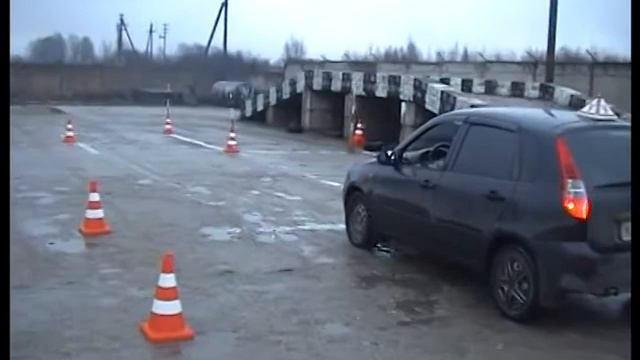 Разворот.Уроки вождения.Автошкола "Автокласс" Смоленск. смотреть онлайн