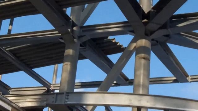 СТАЛЬНОЙ КАРКАС ПОЛУРОТОНДЫ