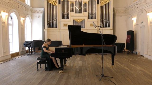 Дебюсси - Пагоды (Estampes - 1."Pagodes" plays Rufina Khasanova) смотреть онлайн