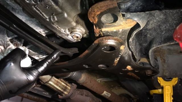 Ford CD4E 4 Speed Transmission: Fluid Change Procedure смотреть онлайн