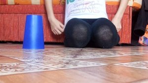 Игра со стаканом))