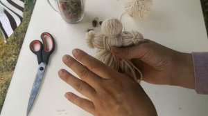 Мастерим куклу из пряжи. ヽ(・∀・)ﾉ